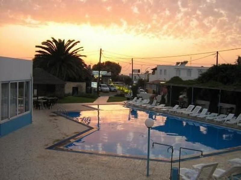 Hotel Blue Jay Marmari  Esterno foto